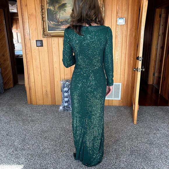 NWT MacDougal Green sequin gown - Picture 4 of 4